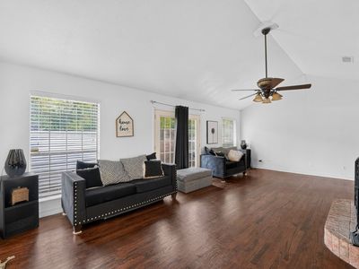 2351 Jenson Ct