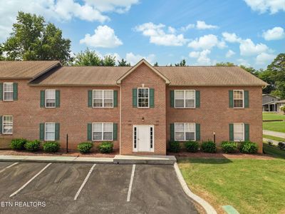 1643 Maple View Way