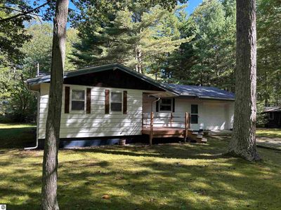 2479 Valley Rd