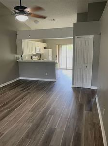 Property at 176 Reserve Cir APT 208, Oviedo, FL