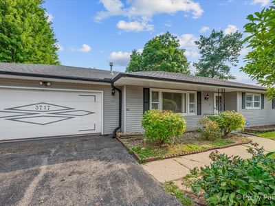 Property at 3717 Grandmore Ave, Gurnee, IL
