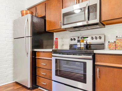 2875 N Tucson Blvd APT 68