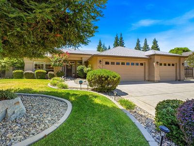 2440 Crescent Moon Ct