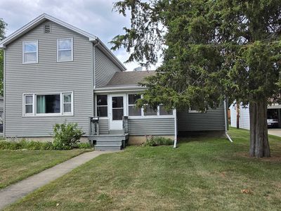 135 E Scott St