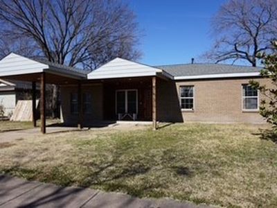 134 W Cober Dr