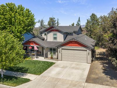 2958 NW 19th St