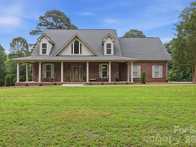 132 Monarch Ln
