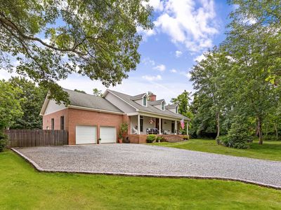 2 Sunset Rd
