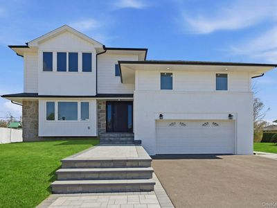2040 Wellington Court