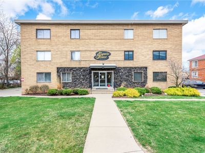 20312 Lorain Rd APT 112