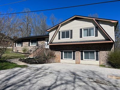 411 Silver Cir