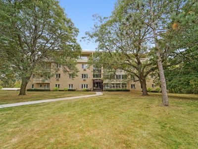 100 Imperial Dr W APT 401