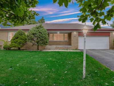 270 Crescent Dr
