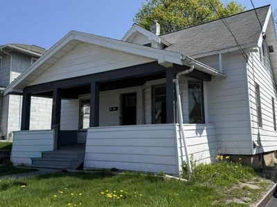 61 Elizabeth St