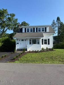 61 Woodlawn Road