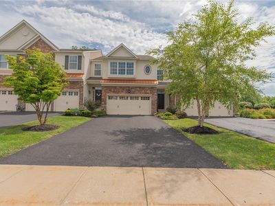 Property at 4480 Lenni Cir, Emmaus, PA