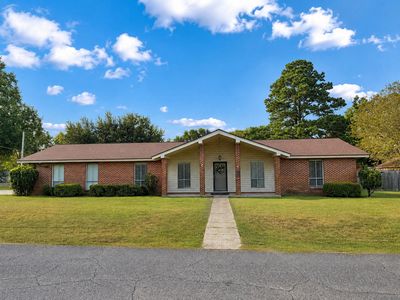 2800 Wade Dr