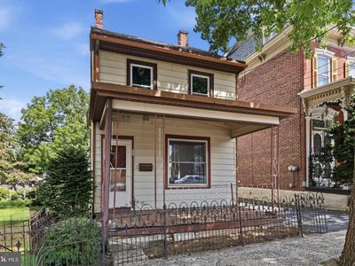 121 Walnut St