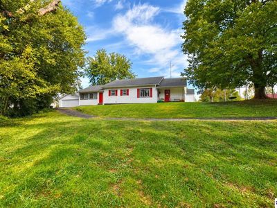 127 Carter Ave