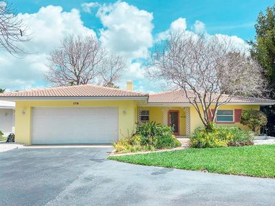 175 Bath Club Blvd N