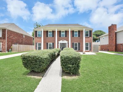 6603 Coldstream Dr