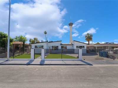 2200 Santa Ynez Dr