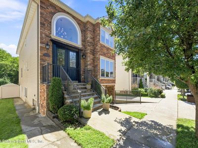 35 Brookside Loop