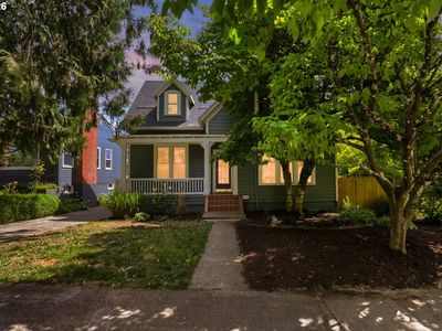 904 SE 70th Ave
