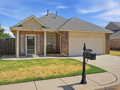 13316 Prairie View Ln
