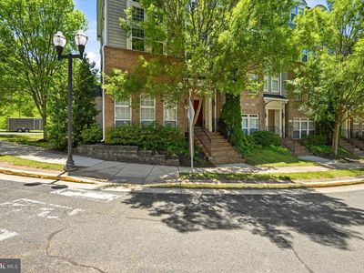14498 Village High St