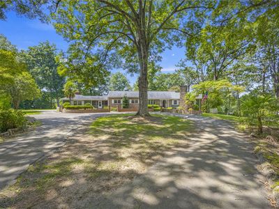 111 Mountain View Dr