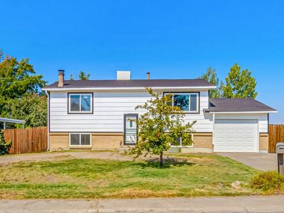 485 McMullin Dr