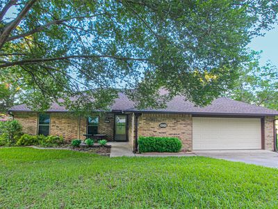 262 W Lake Dr