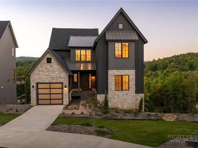 359 Calico Court