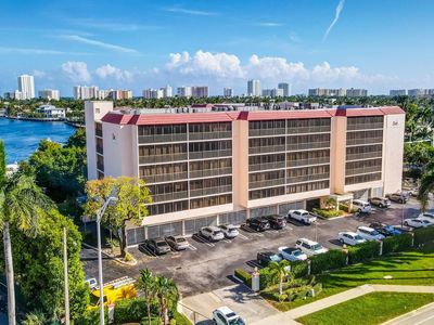 740 S Federal Highway #202