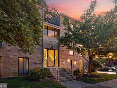 2326 Freetown Ct Unit 2B