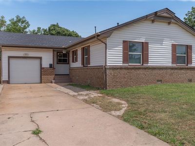 4425 NW 31st St
