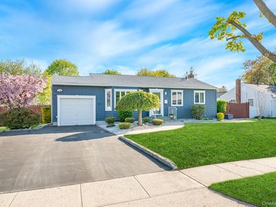 18 Byron Road