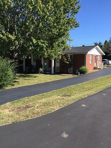 106 Lyon Ave