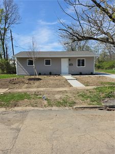 1511 Azalea Dr