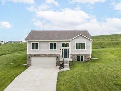 Property at 105 Bluegrass Ln, Woodbine, IA