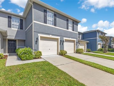 942 COQUINA ROCK STREET