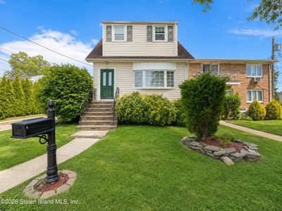 738 Woodrow Rd