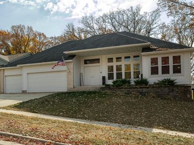 1414 Glendale Hills Dr NE