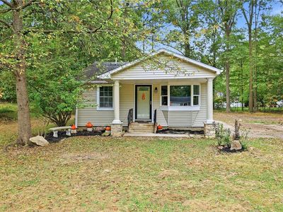 Property at 1613 Lillian Rd, Stow, OH