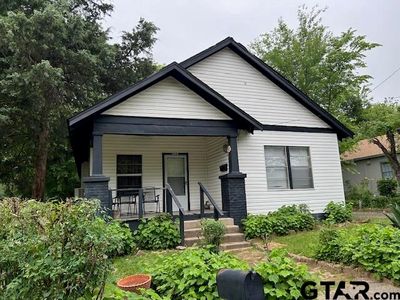 1308 N Whitten Ave