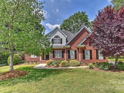 1090 Heather Glen Dr