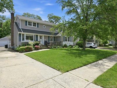 955 Bruce Drive
