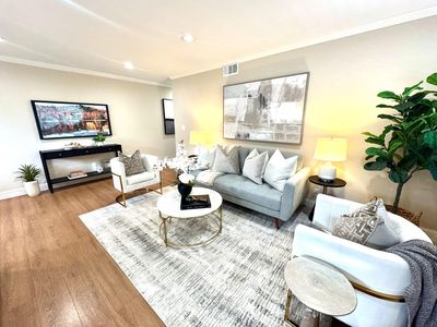 5703 Playa Del Rey APT 4