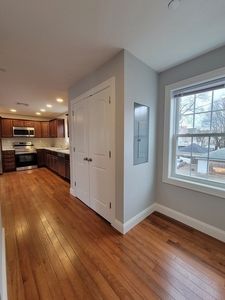 944 Warren Ave #2-F